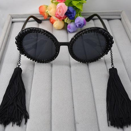 Load image into Gallery viewer, Fringed Pearl Rhinestone Retro Round Sunglasses
