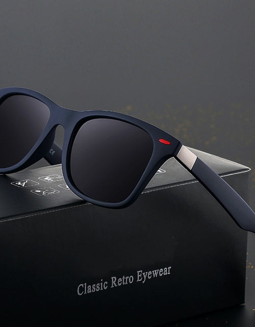 Load image into Gallery viewer, Classic Men&#39;s Polarized Sunglasses Stylish Personality Nail Sunglasses Retro Driving Glasses
