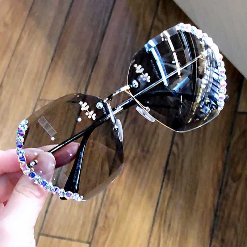 Diamond-Studded Sunglasses Women Anti-Sunglasses Women Fashion Round Face Driving Travel Glasses Korean Trend