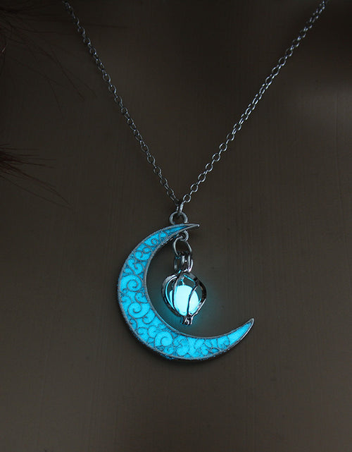 Load image into Gallery viewer, Glowing Pendant Necklaces Silver Plated Chain Necklaces
