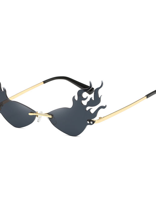 Load image into Gallery viewer, Triangle cat eye flame style sunglasses
