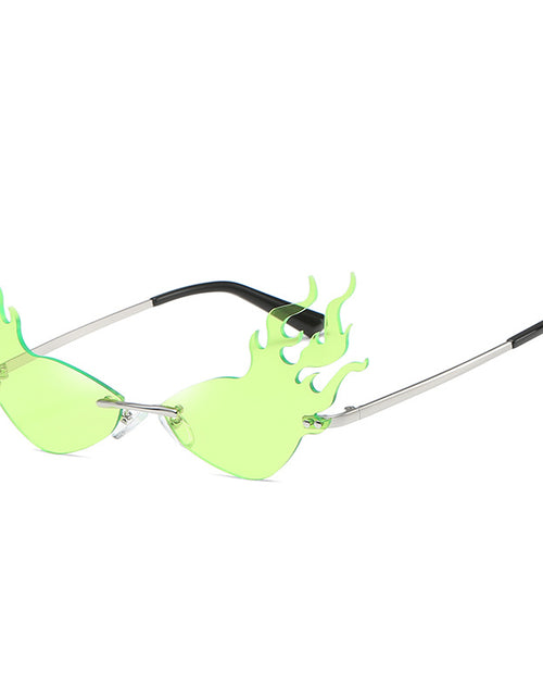 Load image into Gallery viewer, Triangle cat eye flame style sunglasses
