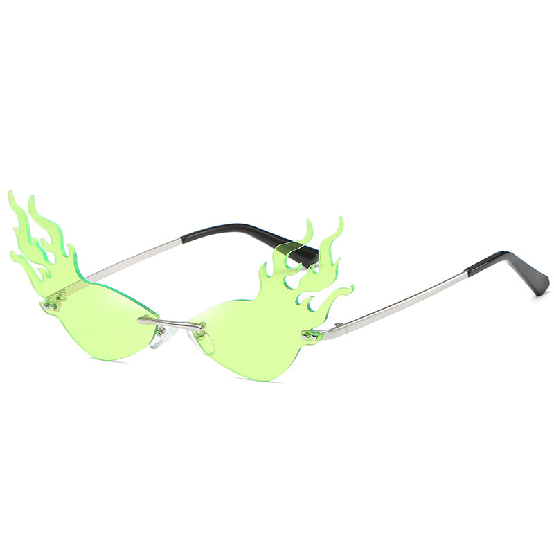 Triangle cat eye flame style sunglasses