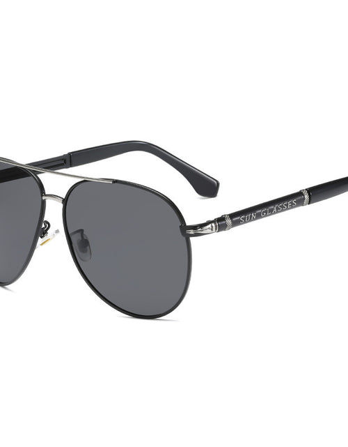 Load image into Gallery viewer, Mens Fashion Simple Outdoor Polarised Sunglasses
