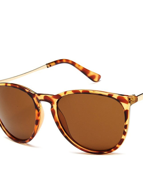 Load image into Gallery viewer, European And American Trend New Sunglasses
